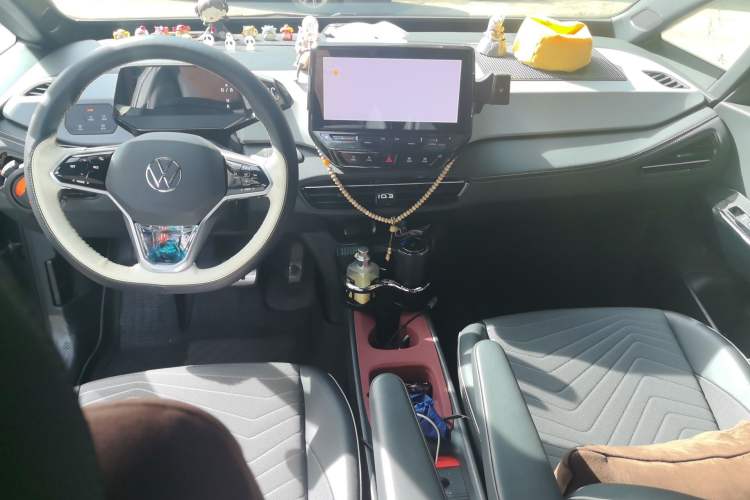 Used Volkswagen ID.3 2024 Pure & Smart Edition Center Console