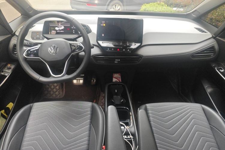 Used Volkswagen ID.3 2024 Outstanding Edition Center Console