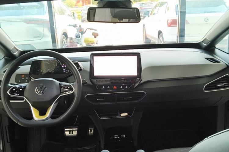 Used Volkswagen ID.3 2024 Outstanding Edition Center Console
