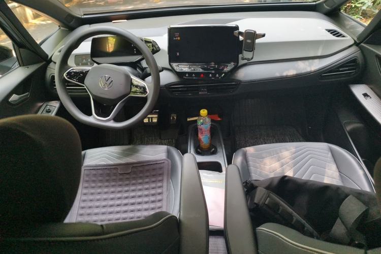 Used Volkswagen ID.3 2024 Pure & Smart Edition Center Console