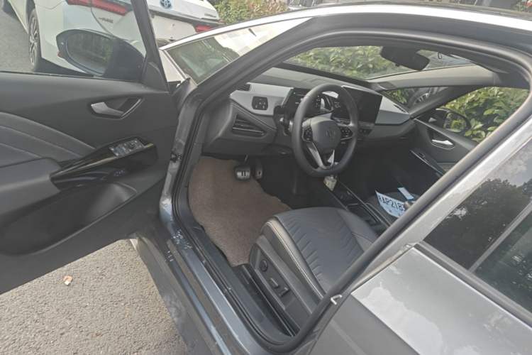 Used Volkswagen ID.3 2024 Outstanding Edition Driver Seat