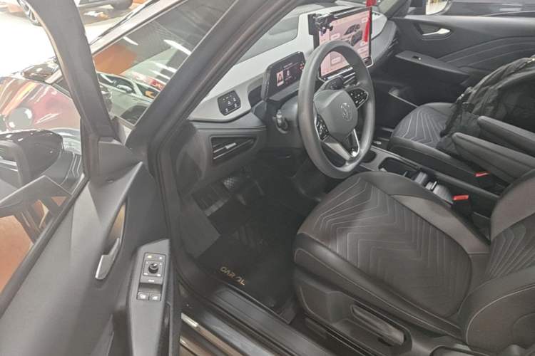 Used Volkswagen ID.3 2024 Pure & Smart Edition Driver Seat