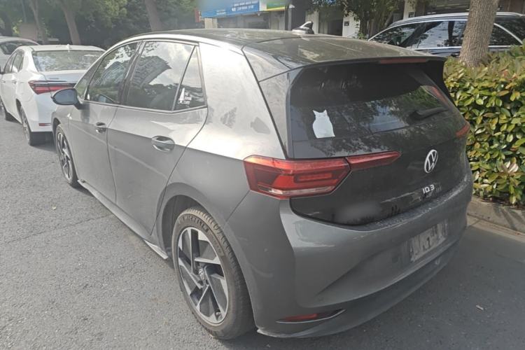 Used Volkswagen ID.3 2024 Outstanding Edition Exterior 2