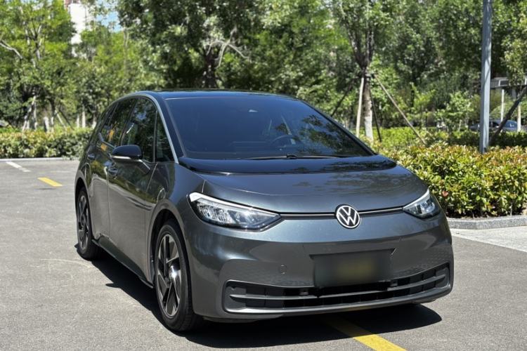 Used Volkswagen ID.3 2024 Outstanding Edition Exterior 3