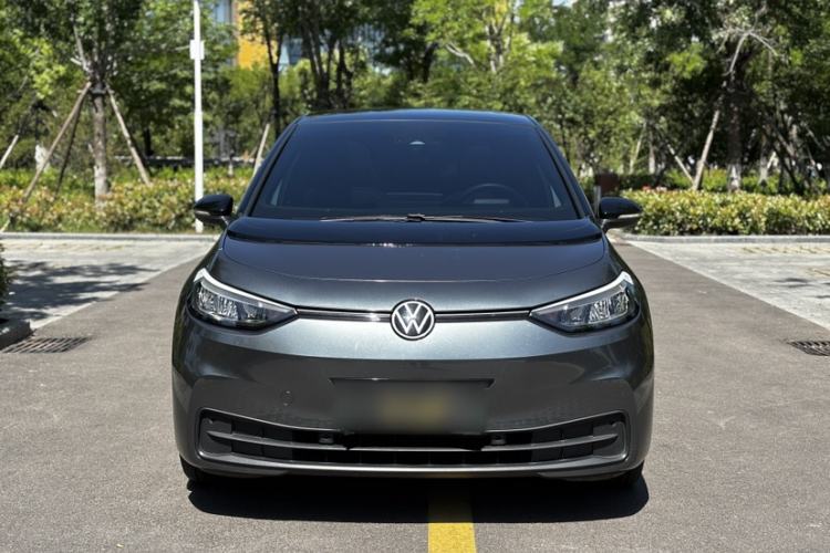 Used Volkswagen ID.3 2024 Outstanding Edition Exterior 4