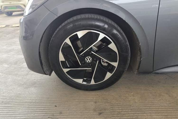 Used Volkswagen ID.3 2024 Pure & Smart Edition Exterior 4