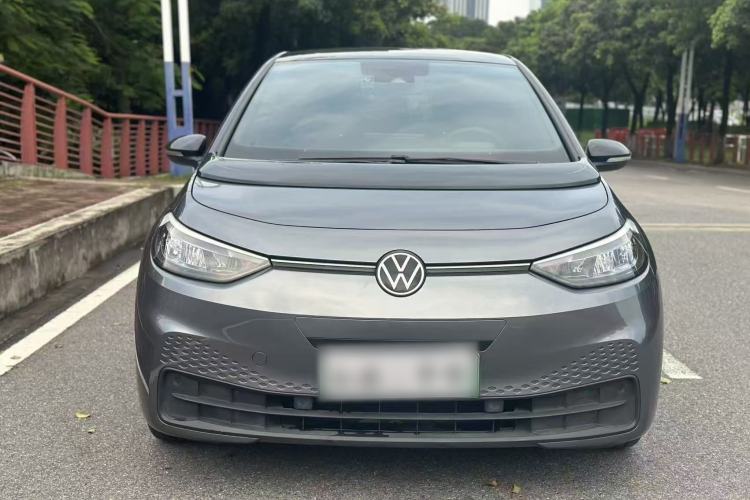 Used Volkswagen ID.3 2024 Outstanding Edition Exterior 5