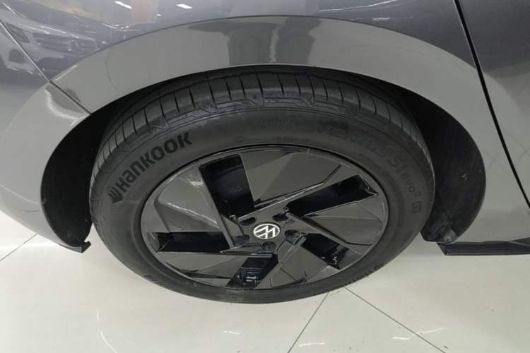Used Volkswagen ID.3 2024 Pure & Smart Edition Exterior 5