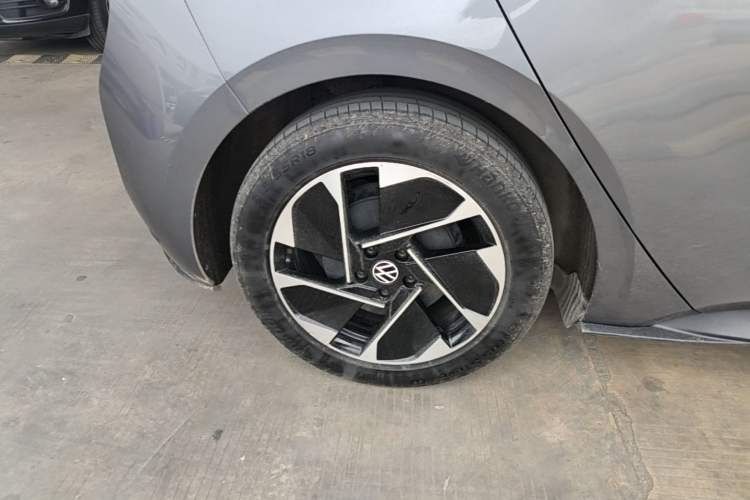 Used Volkswagen ID.3 2024 Pure & Smart Edition Exterior 5