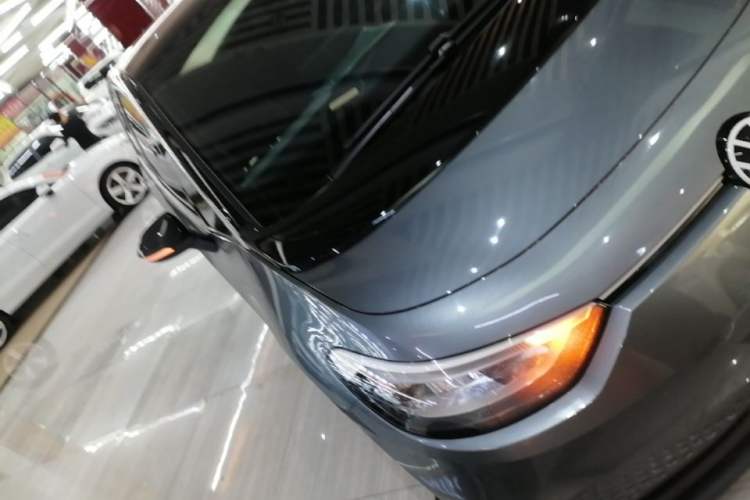 Used Volkswagen ID.3 2024 Pure & Smart Edition Front Right 45 Deg