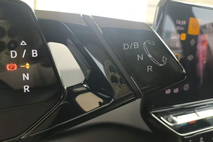 Used Volkswagen ID.3 2024 Pure & Smart Edition Gear Lever
