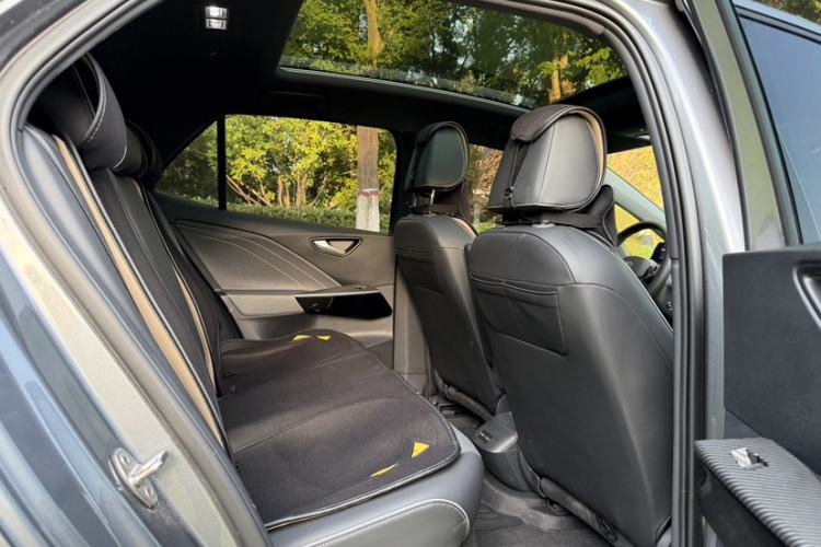 Used Volkswagen ID.3 2024 Outstanding Edition Interior 1