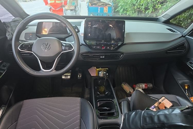 Used Volkswagen ID.3 2024 Outstanding Edition Interior 2