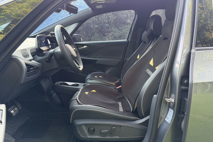 Used Volkswagen ID.3 2024 Outstanding Edition Interior 4