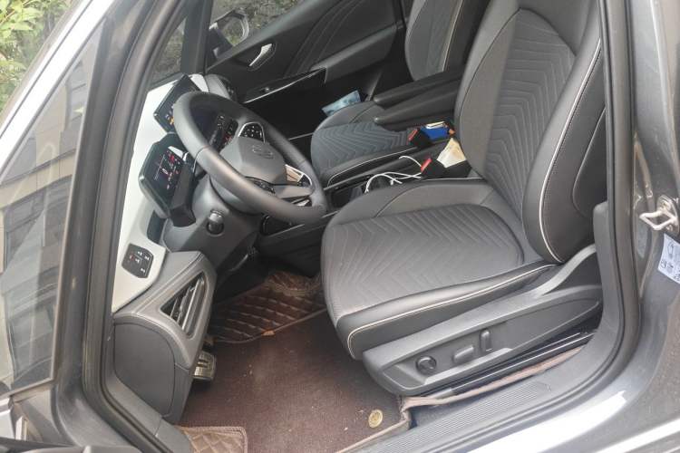 Used Volkswagen ID.3 2024 Outstanding Edition Left Front Seat