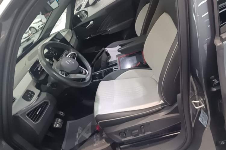 Used Volkswagen ID.3 2024 Outstanding Edition Left Front Seat