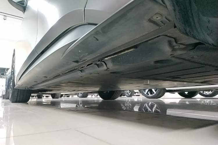 Used Volkswagen ID.3 2024 Outstanding Edition Left Side Sill