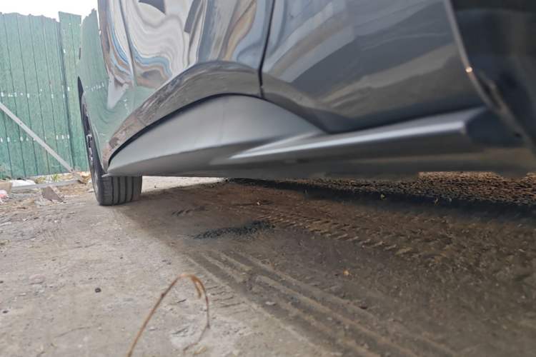Used Volkswagen ID.3 2024 Outstanding Edition Left Side Sill
