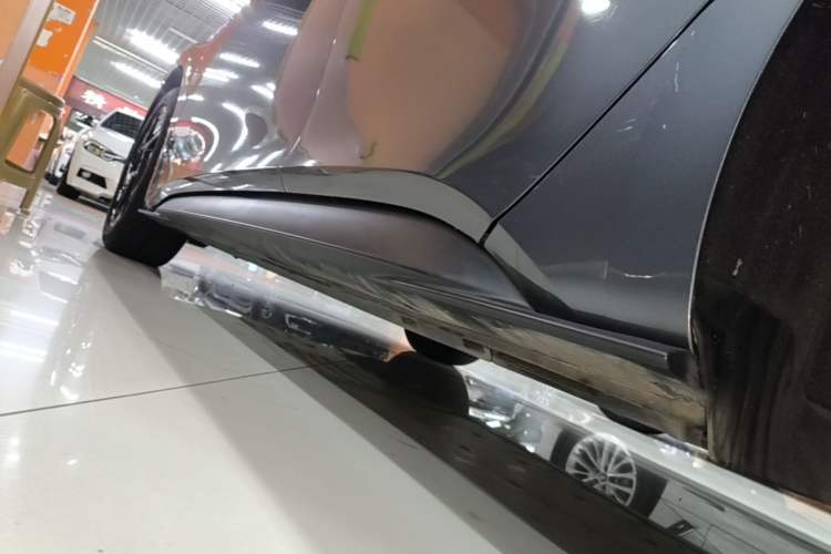 Used Volkswagen ID.3 2024 Pure & Smart Edition Left Side Sill