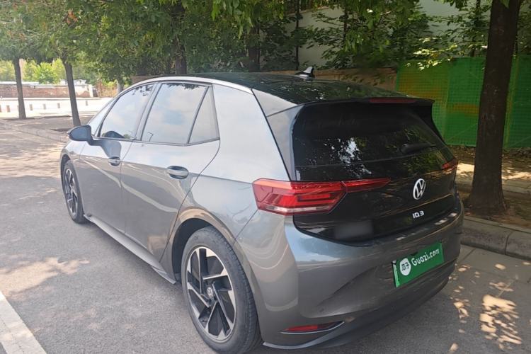 Used Volkswagen ID.3 2024 Pure & Smart Edition Rear Left 45 Deg