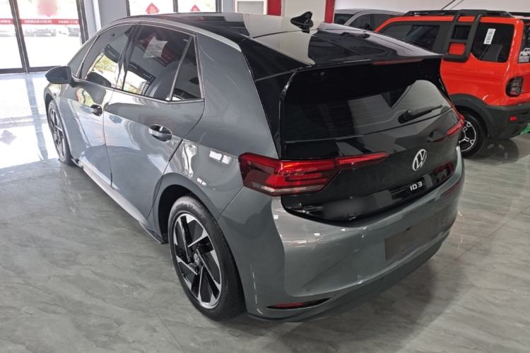 Used Volkswagen ID.3 2024 Pure & Smart Edition Rear Left 45 Deg