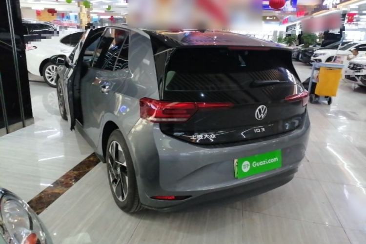 Used Volkswagen ID.3 2024 Pure & Smart Edition Rear Left 45 Deg