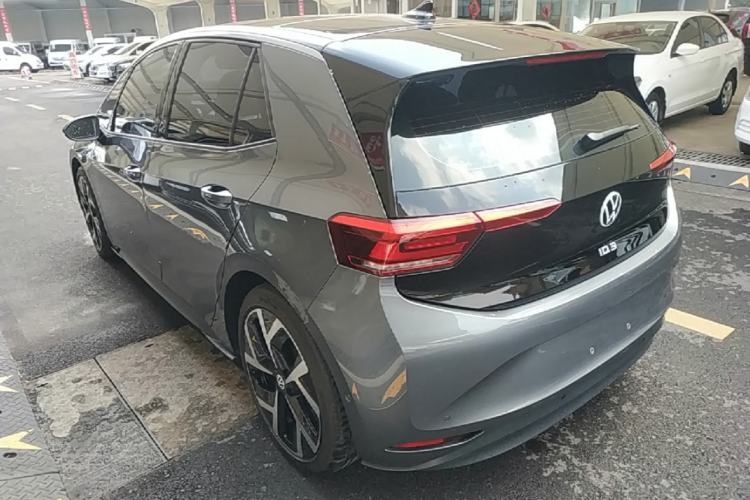 Used Volkswagen ID.3 2024 Intelligent Edition Rear Left 45 Deg