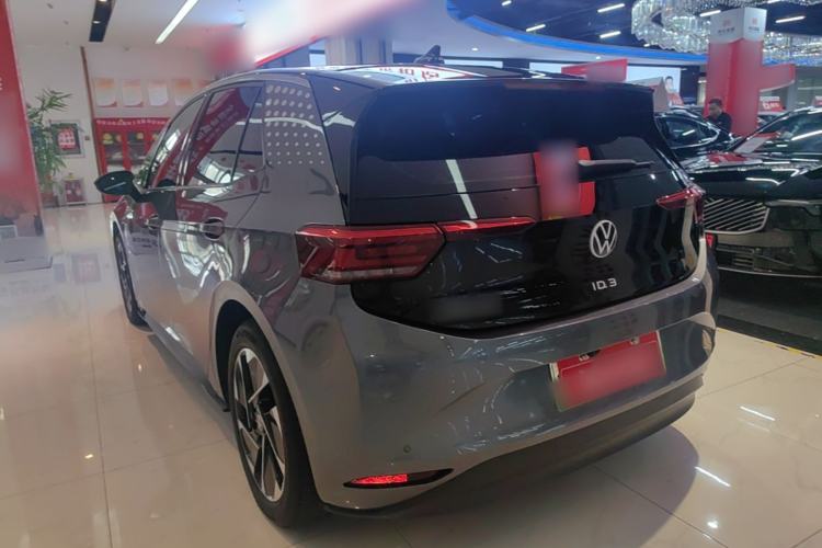 Used Volkswagen ID.3 2024 Pure & Smart Edition Rear Left 45 Deg