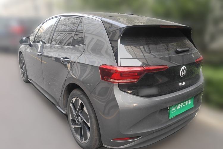 Used Volkswagen ID.3 2024 Outstanding Edition Rear Left 45 Deg