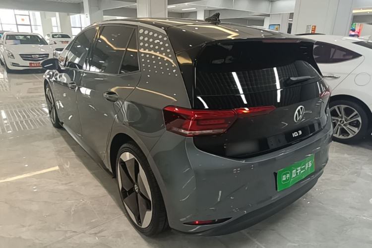 Used Volkswagen ID.3 2024 Outstanding Edition Rear Left 45 Deg