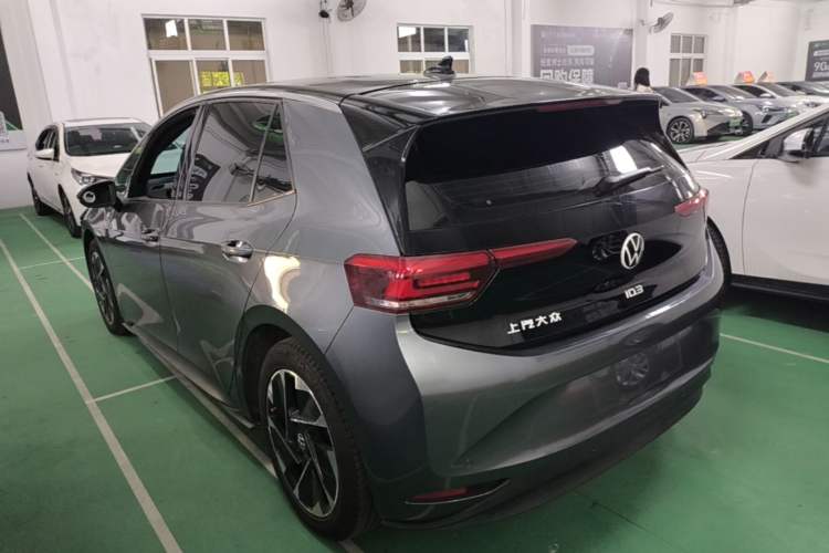 Used Volkswagen ID.3 2024 Pure & Smart Edition Rear Left 45 Deg