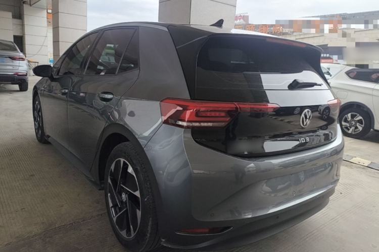 Used Volkswagen ID.3 2024 Pure & Smart Edition Rear Left 45 Deg