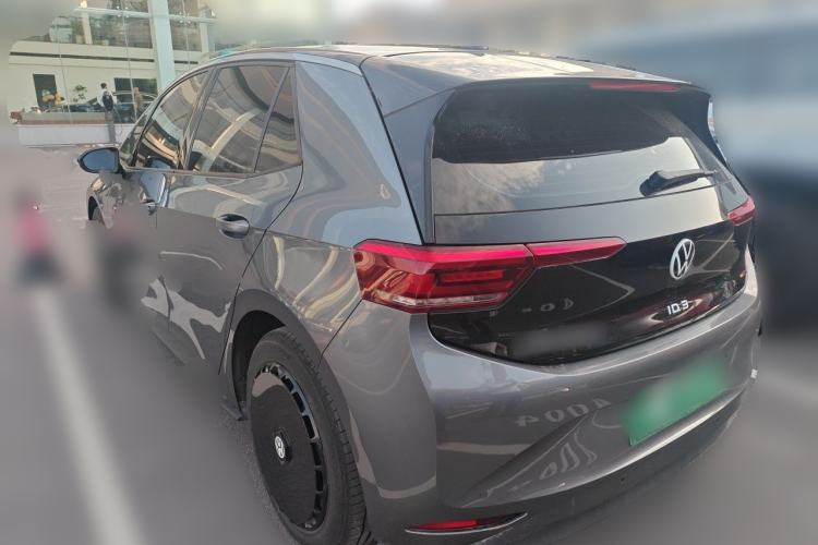 Used Volkswagen ID.3 2024 Outstanding Edition Rear Left 45 Deg