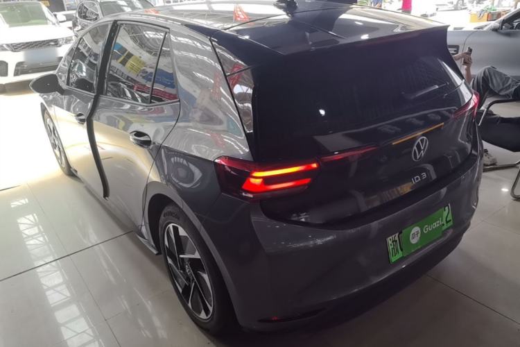 Used Volkswagen ID.3 2024 Pure & Smart Edition Rear Left 45 Deg