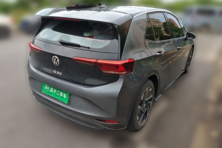 Used Volkswagen ID.3 2024 Outstanding Edition Rear Right 45 Deg