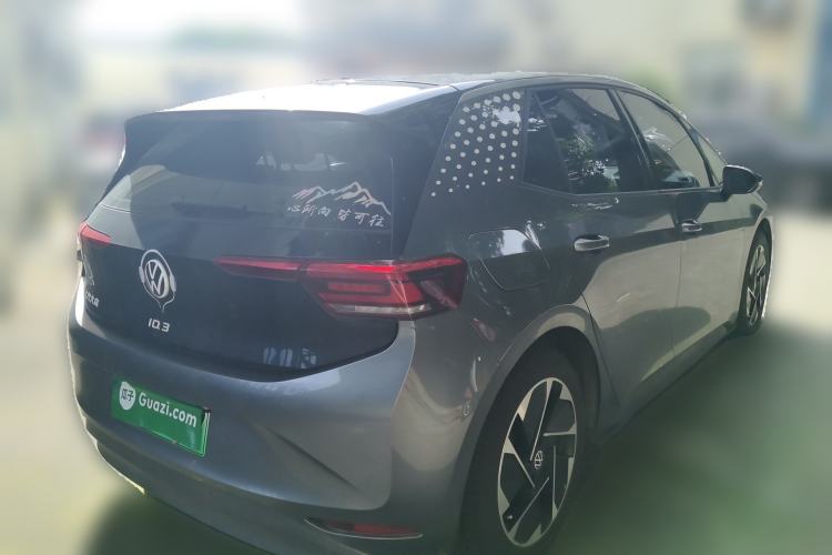 Used Volkswagen ID.3 2024 Pure & Smart Edition Rear Right 45 Deg