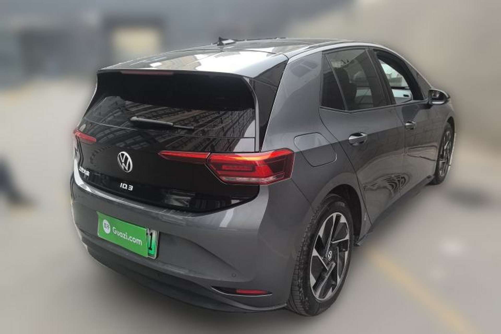 Used Volkswagen ID.3 2024 Outstanding Edition Rear Right 45 Deg