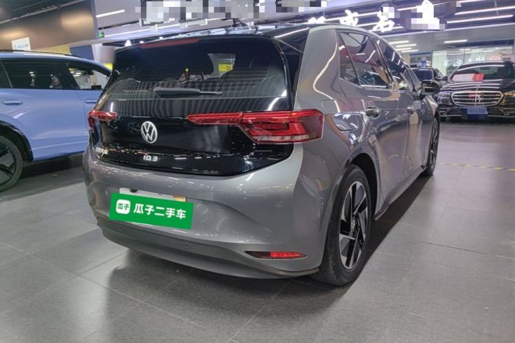 Used Volkswagen ID.3 2024 Pure & Smart Edition Rear Right 45 Deg