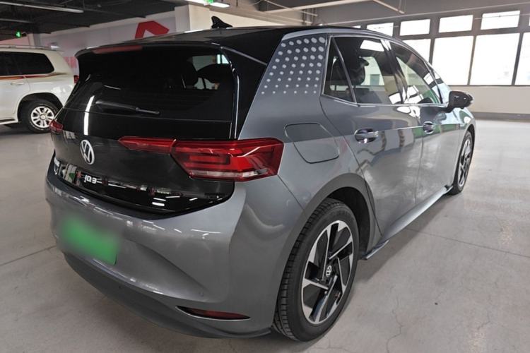 Used Volkswagen ID.3 2024 Intelligent Edition Rear Right 45 Deg