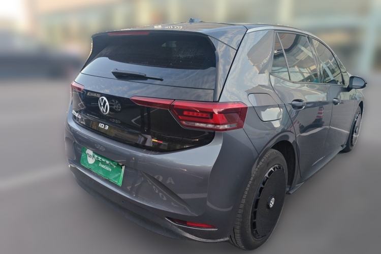 Used Volkswagen ID.3 2024 Outstanding Edition Rear Right 45 Deg