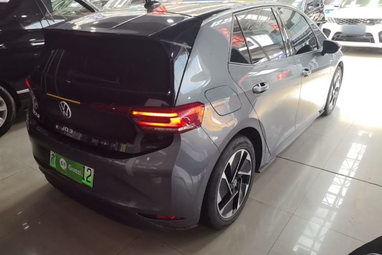 Used Volkswagen ID.3 2024 Pure & Smart Edition Rear Right 45 Deg