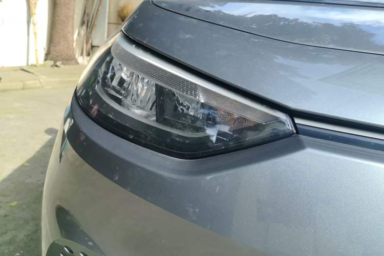 Used Volkswagen ID.3 2024 Pure & Smart Edition Right Front Headlight
