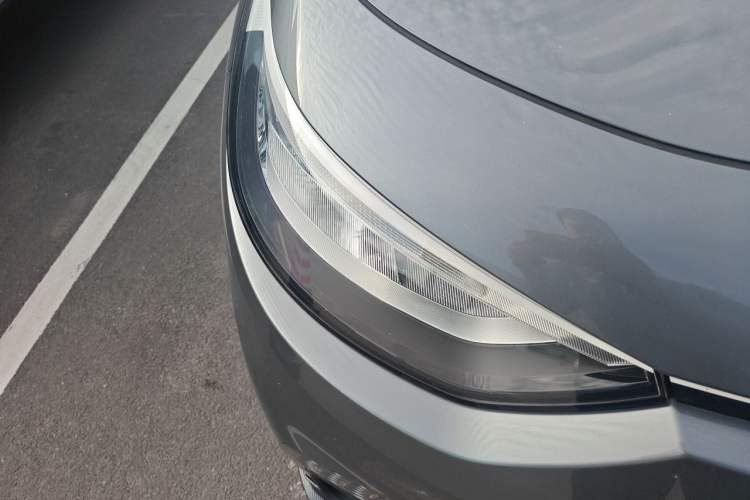 Used Volkswagen ID.3 2024 Outstanding Edition Right Front Headlight