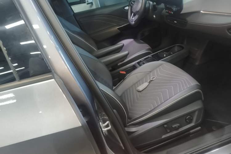 Used Volkswagen ID.3 2024 Outstanding Edition Right Front Seat