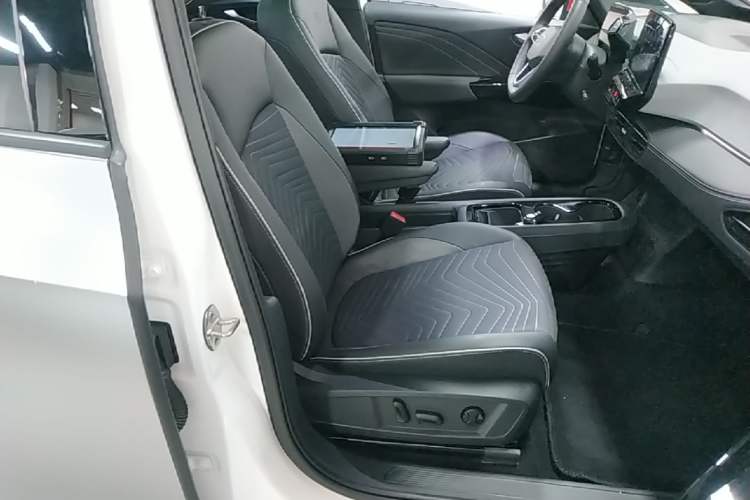 Used Volkswagen ID.3 2024 Outstanding Edition Right Front Seat
