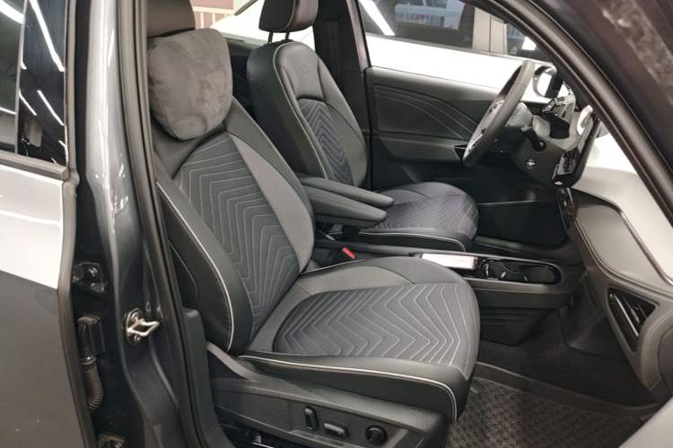 Used Volkswagen ID.3 2024 Outstanding Edition Right Front Seat