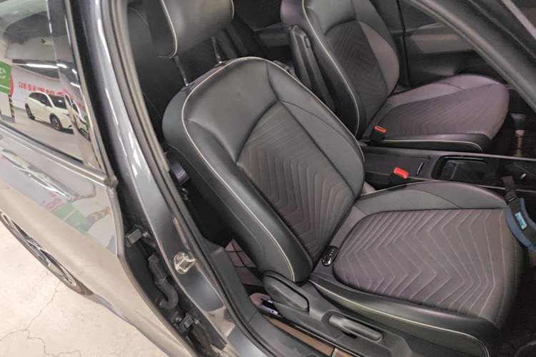 Used Volkswagen ID.3 2024 Intelligent Edition Right Front Seat