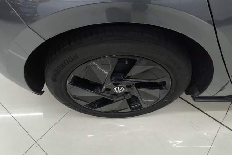 Used Volkswagen ID.3 2024 Pure & Smart Edition Right Rear Wheel Hub