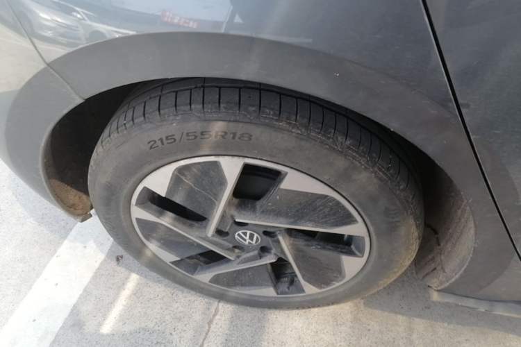 Used Volkswagen ID.3 2024 Pure & Smart Edition Right Rear Wheel Hub