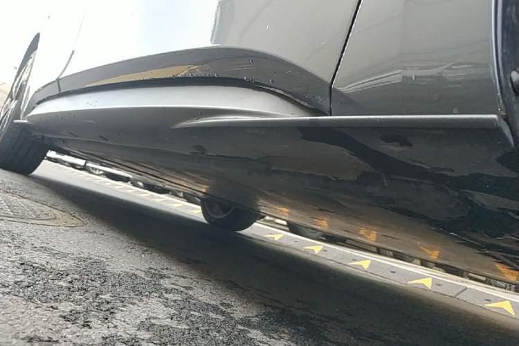 Used Volkswagen ID.3 2024 Intelligent Edition Right Side Sill